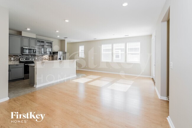 Photo - 9787 Bridgeway Ave