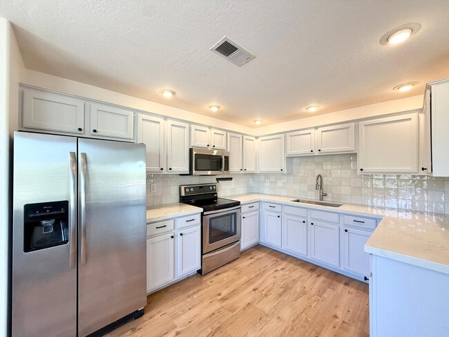 Photo - 16801 N 94th St Unit 2008