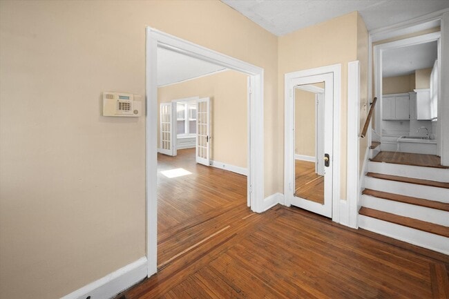 Photo - Spacious 4BR/2BA Home with Hardwood Floors Throughout!