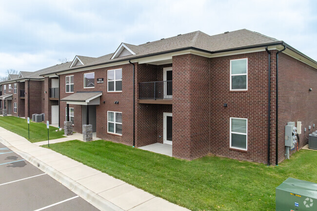 Aerial - Primary - Rivers Edge Apartments