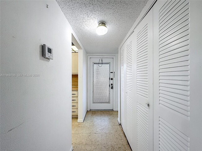Photo - 6750 Royal Palm Blvd Unidad 209E
