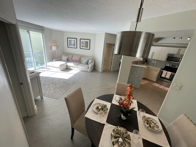 Photo - 780 S Sapodilla Ave Condo Unit 404