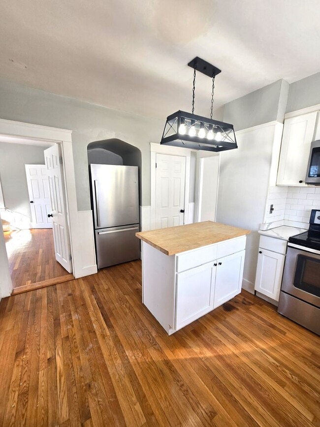 Photo - 98 Bradley St