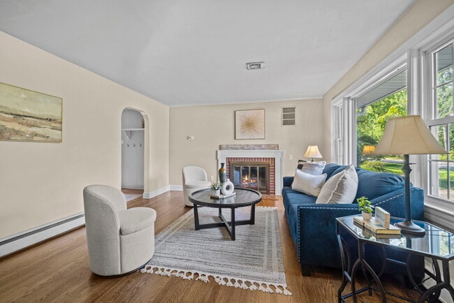 Photo - 12 Meadow Dr