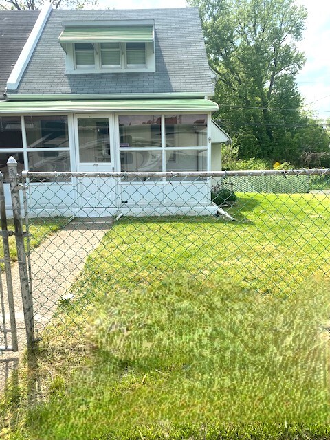 Building Photo - 300 Brainerd Blvd Rental