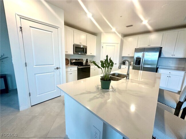 Photo - 20610 Hazelnut Ct Unit 1511