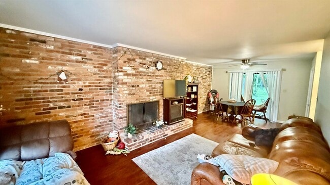 Photo - 379 Dove Valley Rd