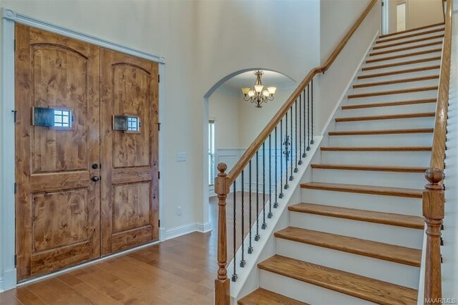 Photo - 1007 Old Breckenridge Ln