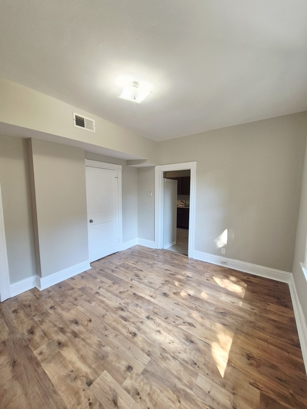 Photo - 3209 3rd Ave