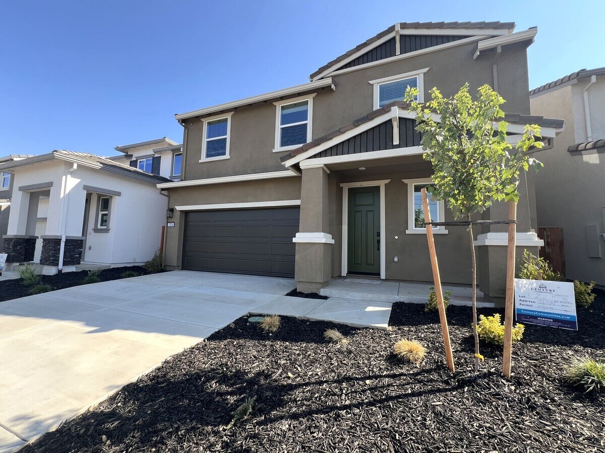 Brand New Sacramento 4bd/3ba Home! - Brand New Sacramento 4bd/3ba Home!