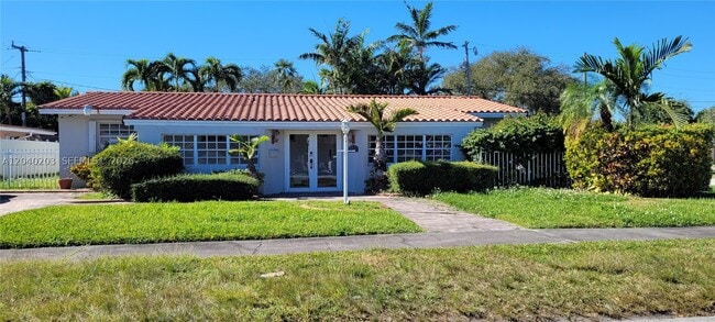 Building Photo - 5200 SW 89th Pl