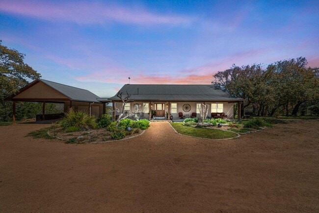 Photo - 309 Ridge Oak Dr House