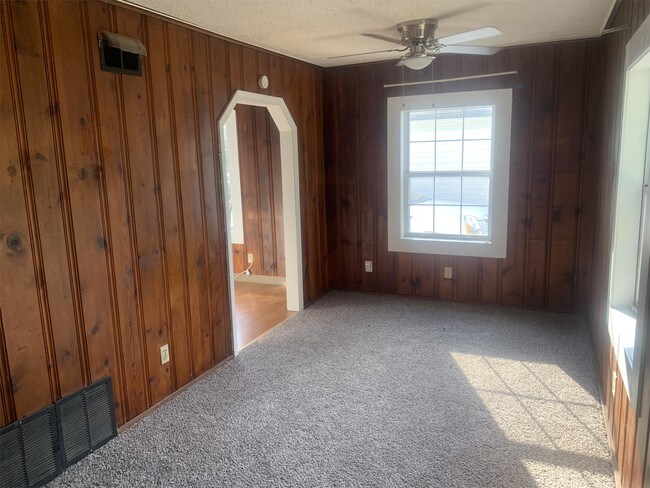 Photo - 10707 Hickman Mills Dr