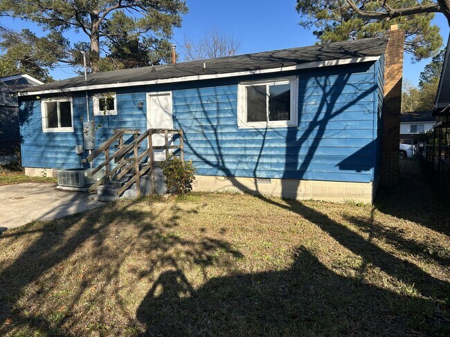 Photo - 3 Bed, 1 Bath Home