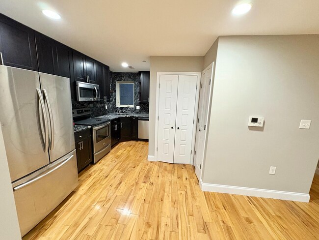 422 N 40th St Unit C