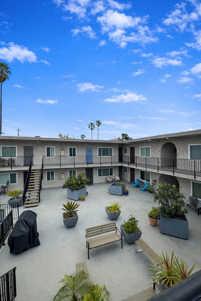 Photo - 445 Washington Blvd Unit 8