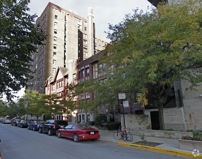 Photo - 520 W. Stratford Place