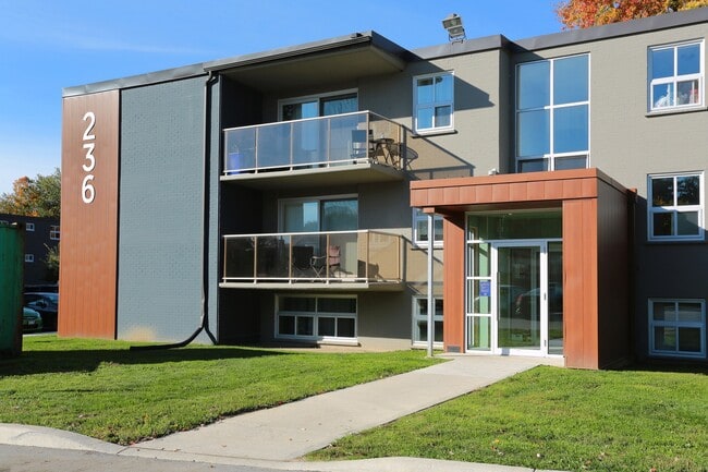 Building Photo - 232-240 Oakland Avenue