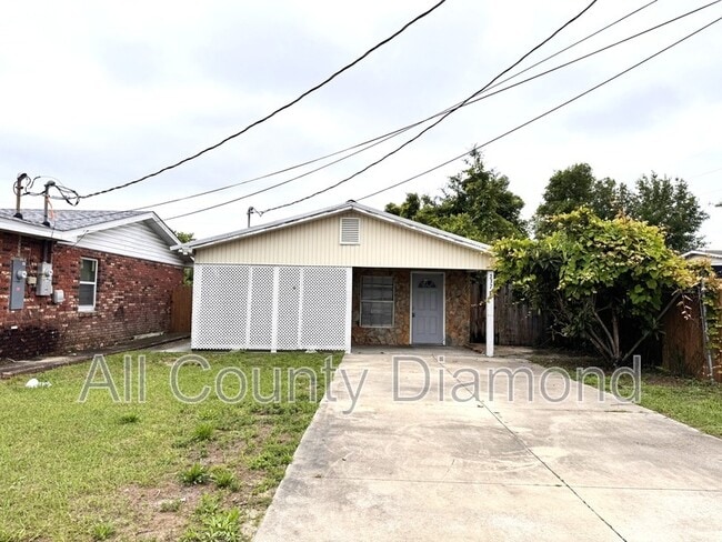 Building Photo - 237 Helen Ave