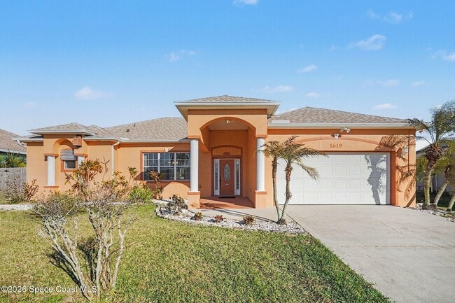 Photo - 1619 Amador Ave NW