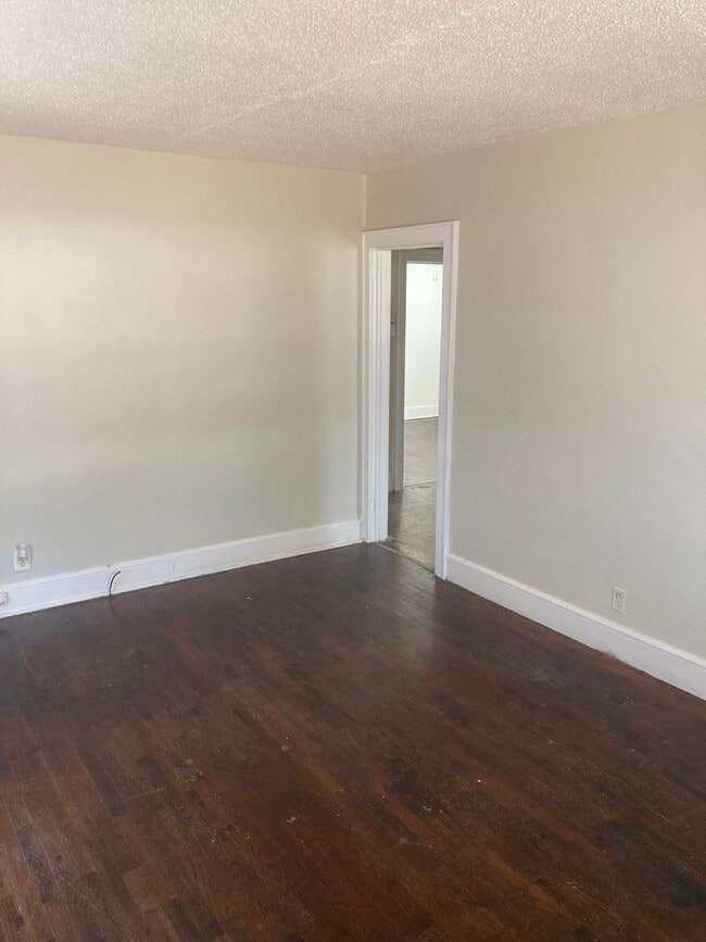 Photo - 403 N Elm St NW Unit 403 North Elm St.