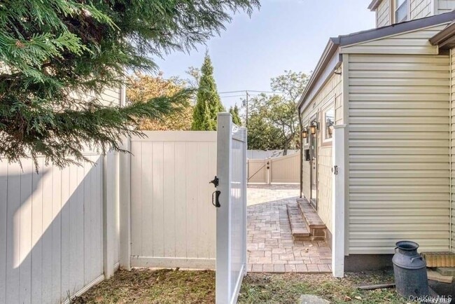 Photo - 524 Central Ave