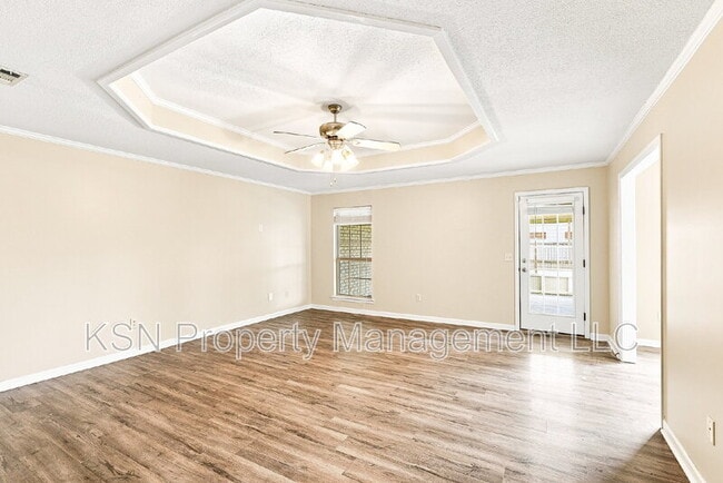 Photo - 17 Arbor Ridge Way