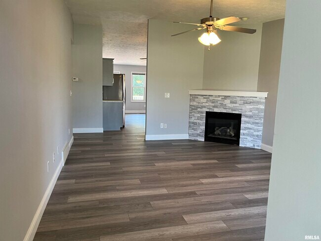 Photo - 1704 Tern Pl