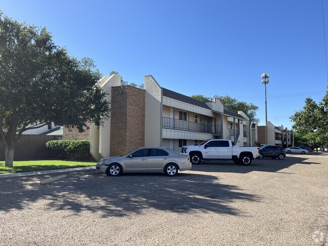 Building Photo - Olympian Apartments