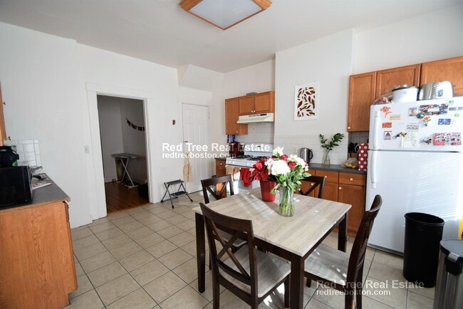 Photo - 25 Pratt St Unit 1