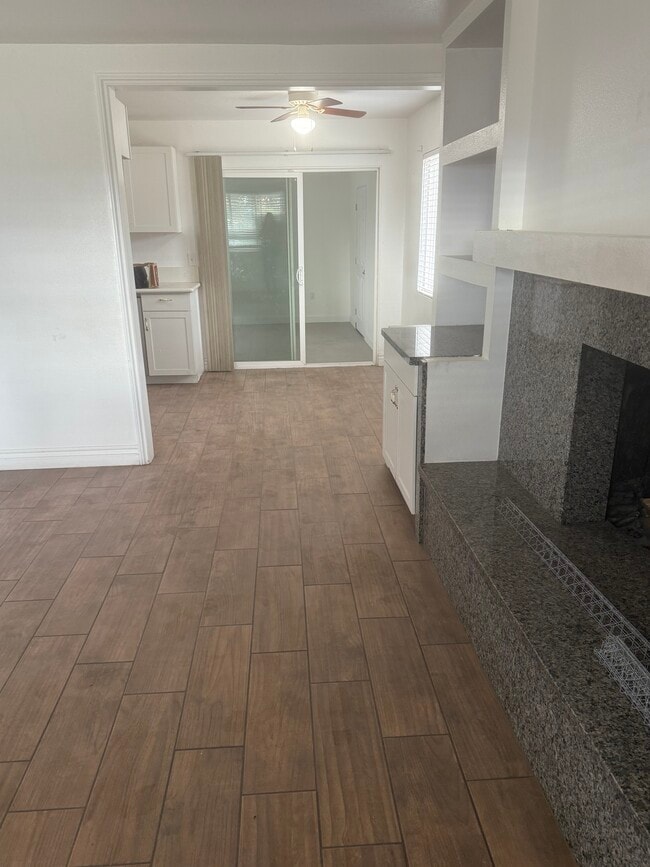 Photo - 65786 6th St