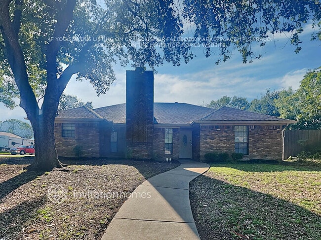 Building Photo - 801 Meadow Creek Dr Rental
