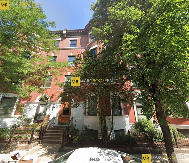 Photo - 111 Gainsborough St Rental