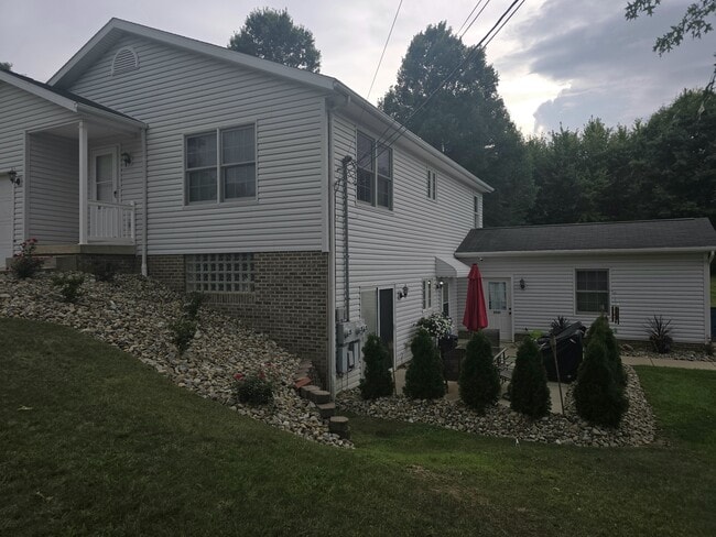 Photo - 2919 Cliftmont Ave NE Unit 2919