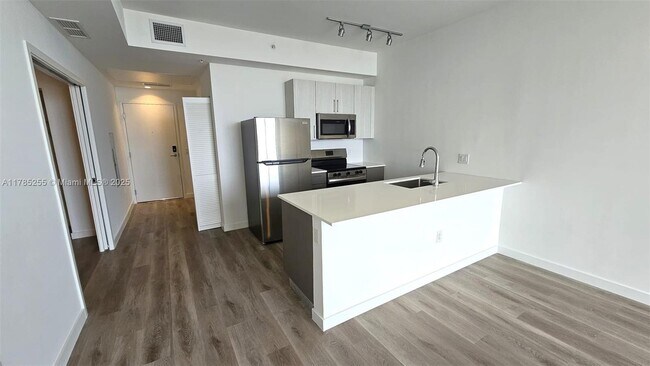 Photo - 1642 NE 1st Ave Unit 1910