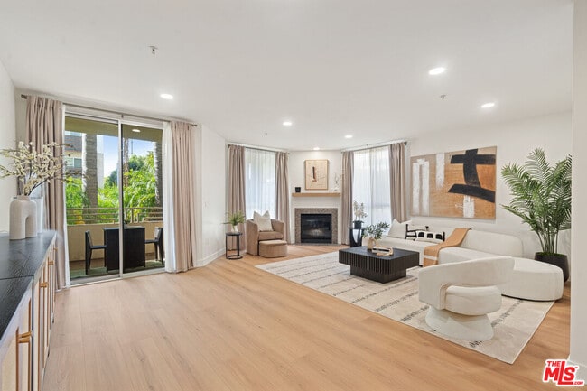 Photo - 1222 S Westgate Ave Unit 103