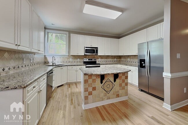 Photo - 302 Barthel Dr
