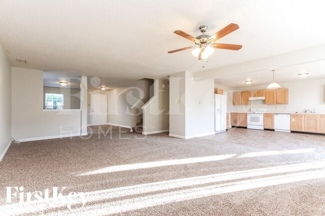 Photo - 6448 Front Point Dr