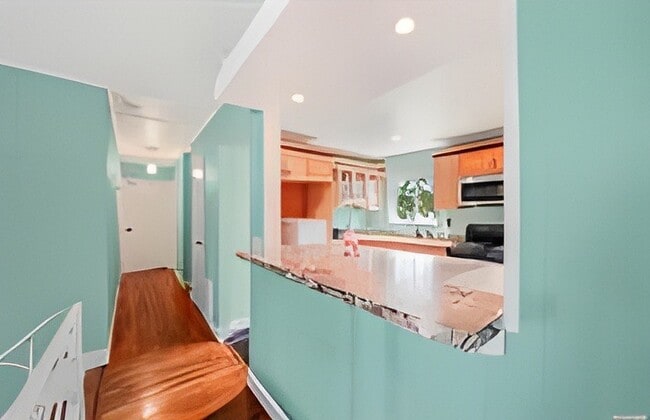 Photo - 1707 Manatuck Blvd