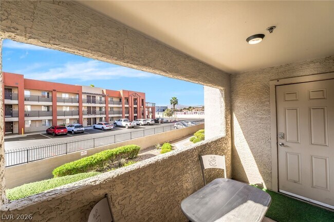 Building Photo - 4200 S Valley View Blvd Unit 2009