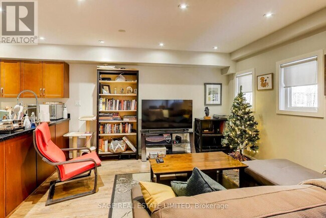 Photo - 21 Earl St Unit 115