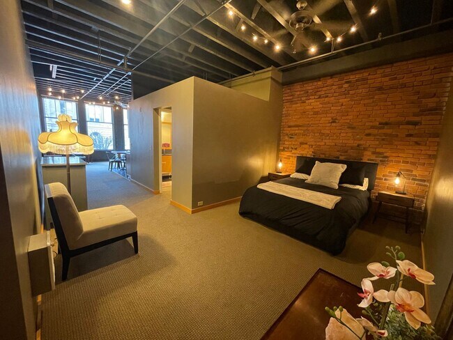 Photo - Beautiful Furnished Downtown Loft Unit 207