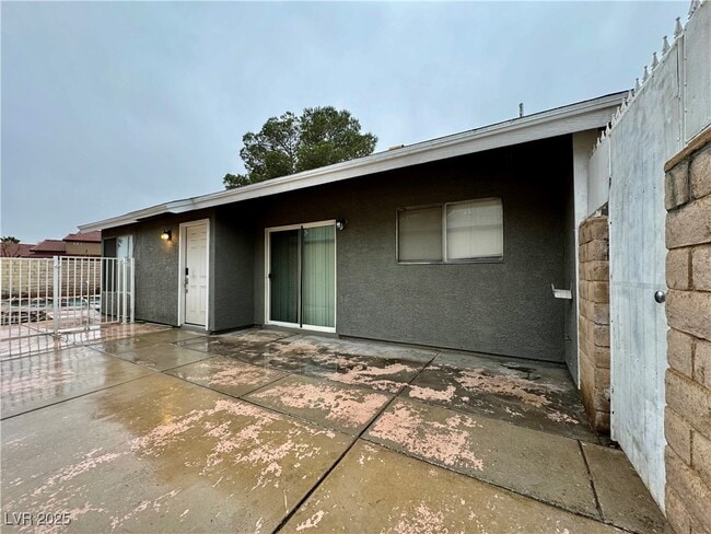 Photo - 7289 Topeka Dr