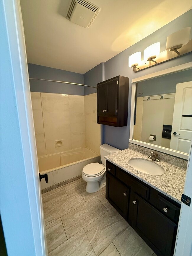 Photo - 500 W Mohawk Trail