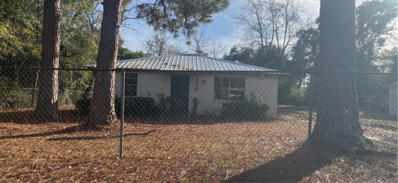 Photo - 1410 E 2nd Ave