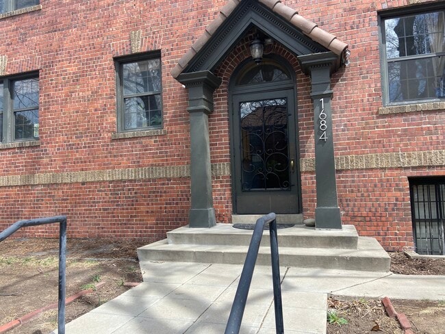 Photo - 1684 Harrison St Unidad 9