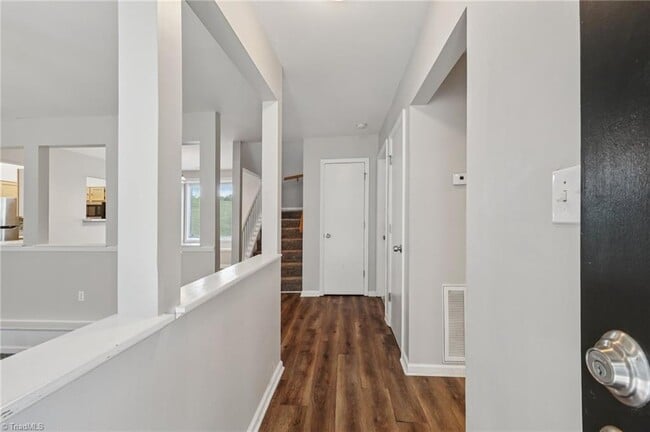 Photo - 3221 Pipers Way