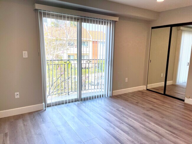 Photo - 14702 Magnolia Blvd