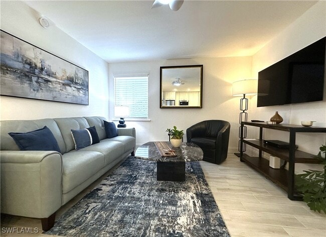 Photo - 175 5th Ave S Unidad 103