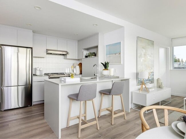 Photo - 1000 Odyssey Wy